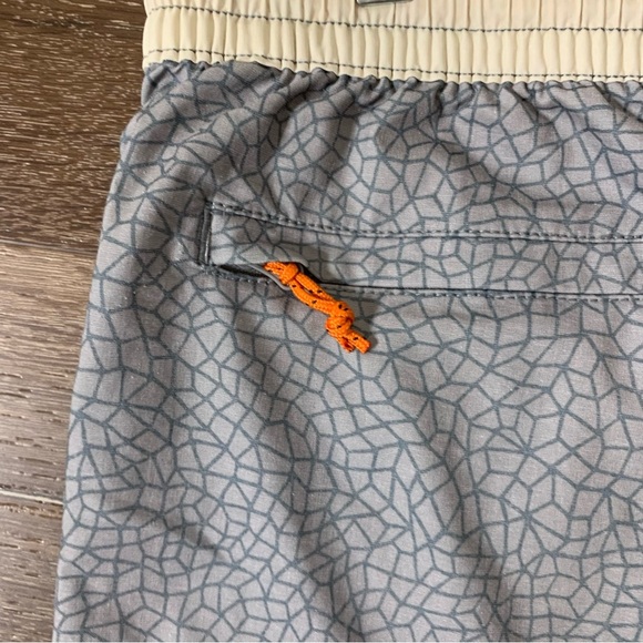 Howler bros Mens gray printed drawstring board shorts 32 - Picture 7 of 9